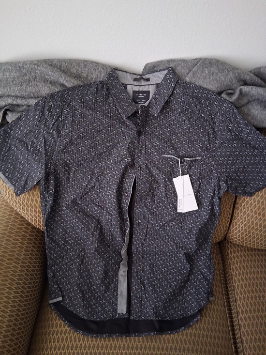 Express Other - Express Men’s Black Short-Sleeve Button-up w/Tiny Geometric Print L